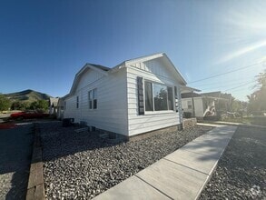 Building Photo - 155 W 100 S