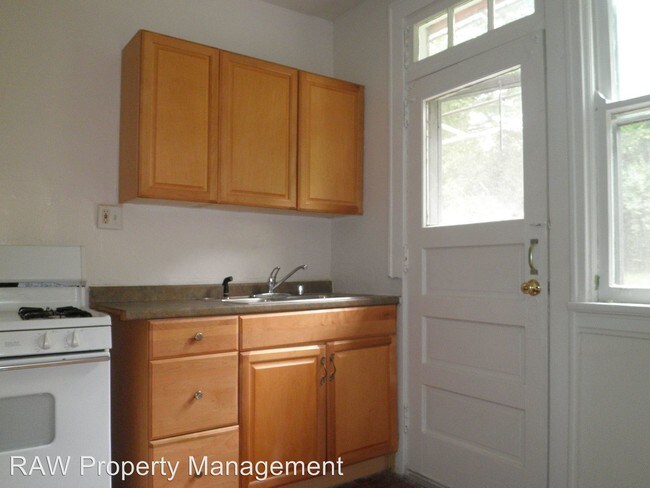 Foto del edificio - 1239-1241 Rutledge Ave