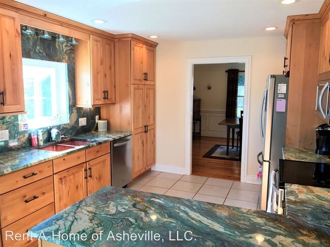 Foto del edificio - 4 br, 3 bath House - 87 Whitt Road