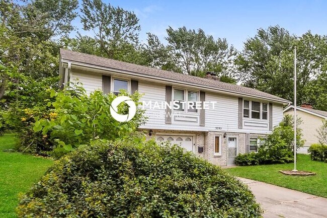 Foto del edificio - 3 Bedroom Pet-Friendly Home in Kansas City, MO with Main Street Renewal