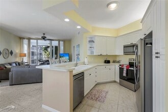 Building Photo - 460 Launch Cir