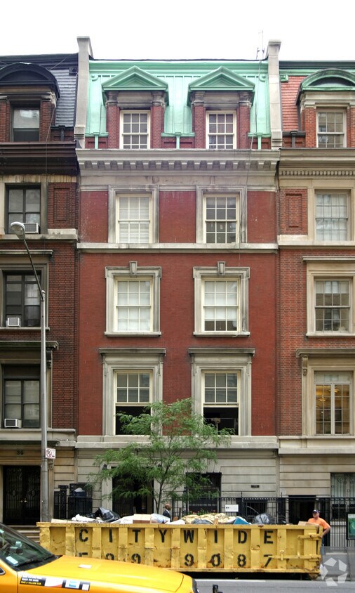 Building Photo - 36 W 86th St
