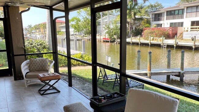 Vista al canal desde el porche - 1517 Chesapeake Ave