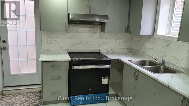 Building Photo - 5 Inder Heights Dr