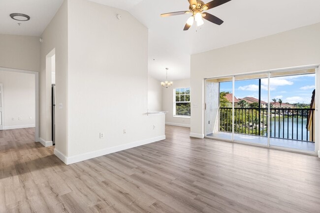 Building Photo - ** FAIRWAY PRESERVE ** 1 BED / 1 BATH CONDO - PET OK! - LAKE VIEW - NORTH NAPLES - ANNUAL RENTAL