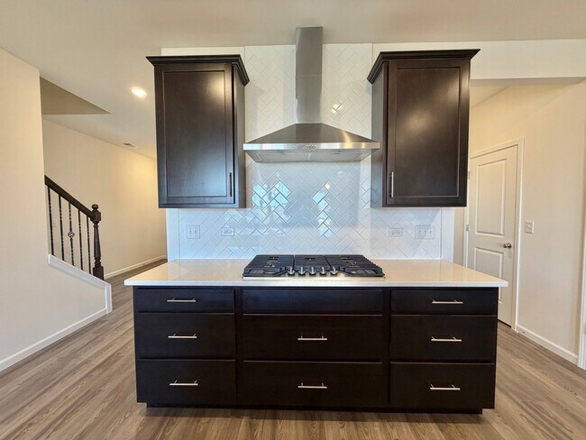 Building Photo - 704 Switchgrass Wy