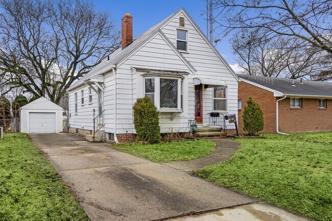 Building Photo - 3148 S Byrne Rd