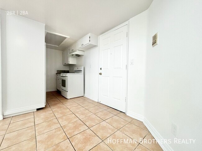 Foto del edificio - 5245 Riverton Ave North Hollywood, CA 91601