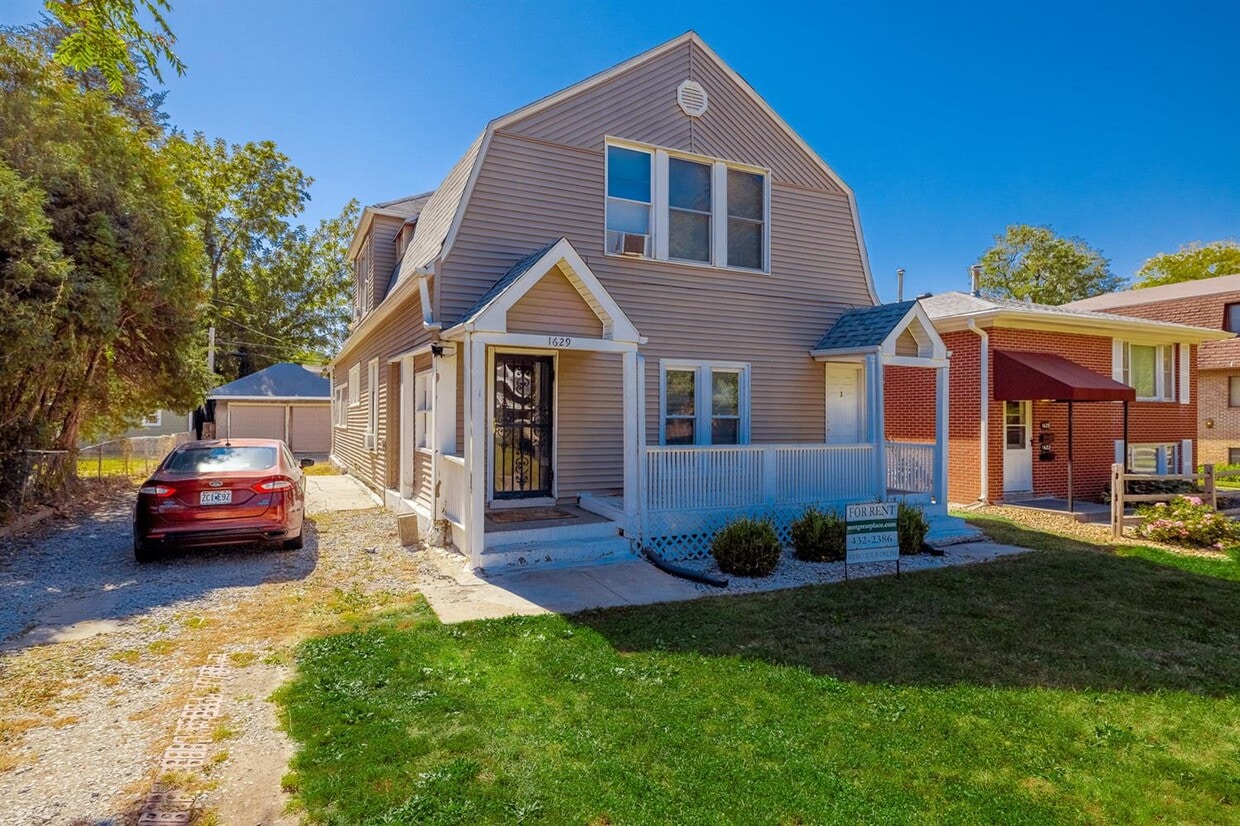 Foto principal - 1629 C St