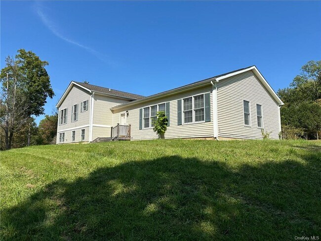 Building Photo - 98 Black Creek Rd