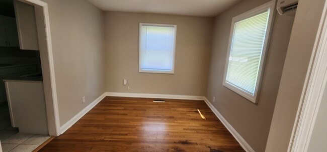 Foto del edificio - 2 BR / 1 BA Apartment