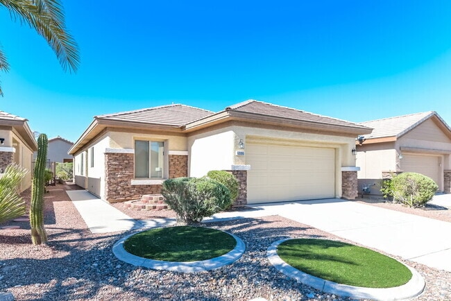 Building Photo - 6096 Saddle Horse Ave