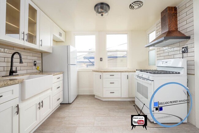 Foto del edificio - Recently remodeled historic home available...