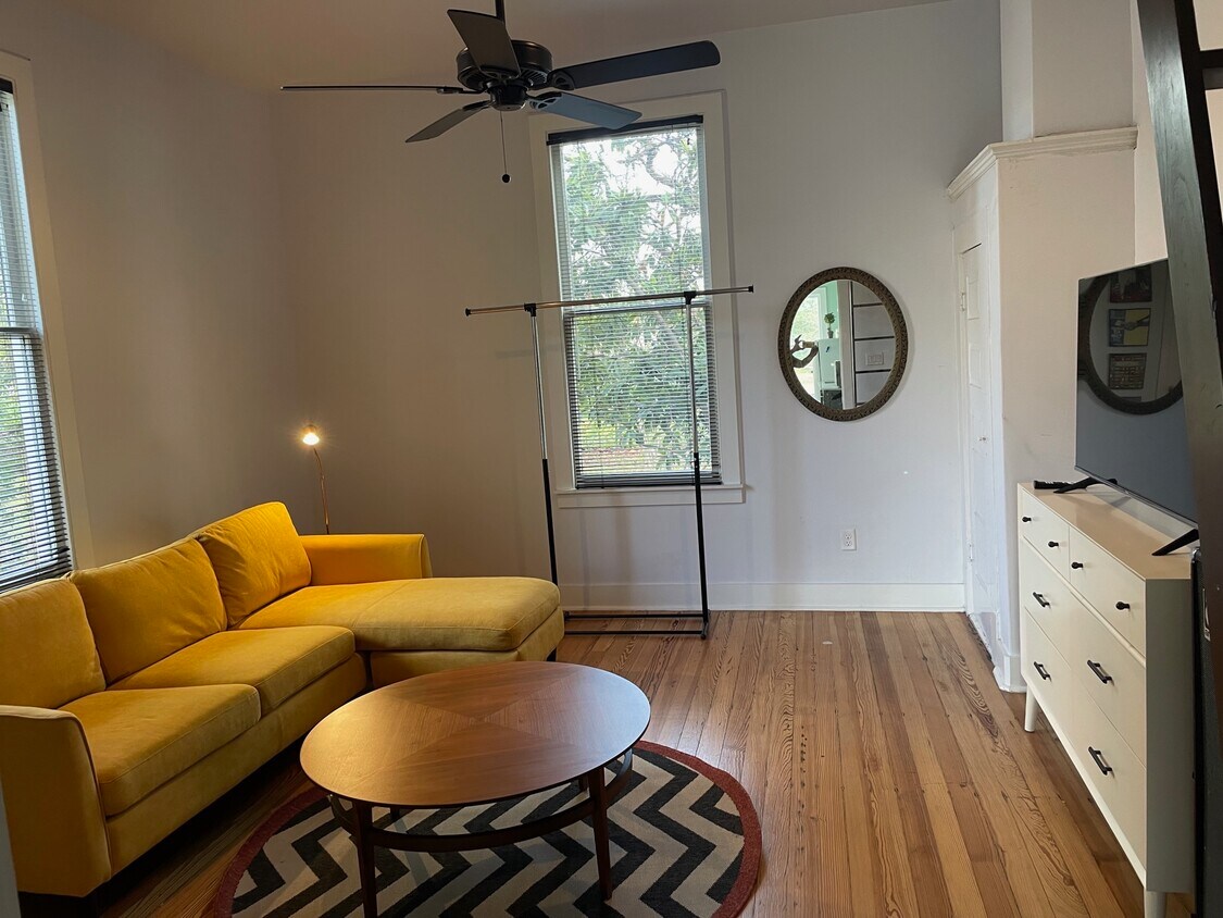 Foto principal - 129 Livingston