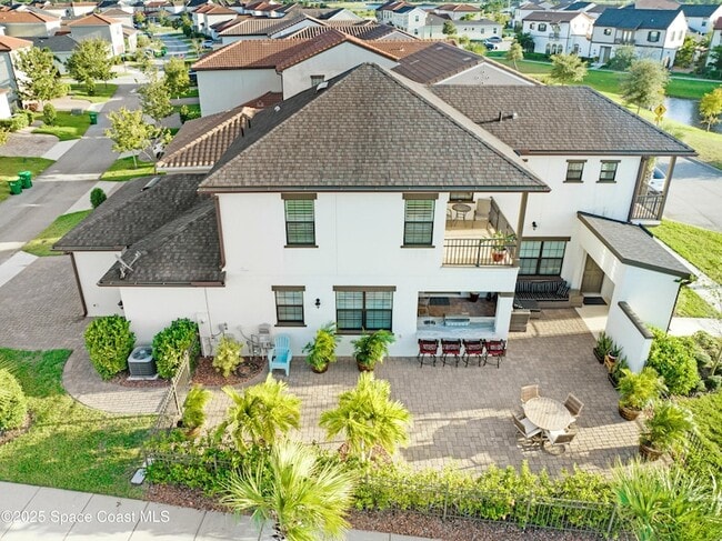Building Photo - 7103 Vista Hermosa Dr