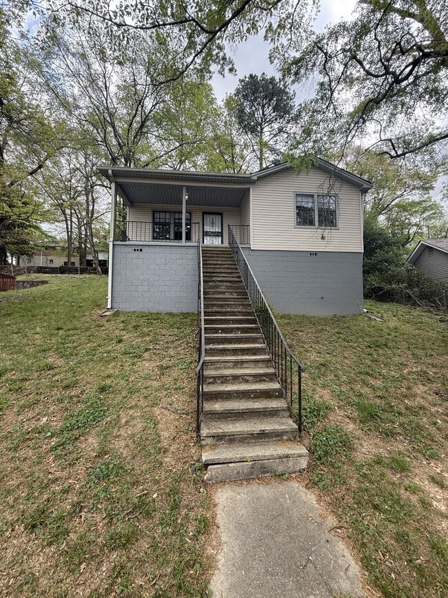 Building Photo - 2621 20th Street Ensley