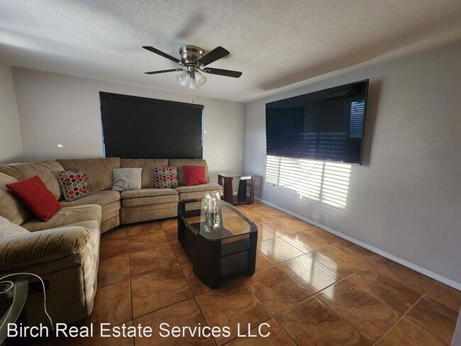 Foto del edificio - 3 br, 2 bath House - 6245 6th Avenue