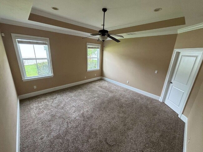 Foto del edificio - Charming 3-Bedroom Home in Southwood – Spacious Living & Oversized Backyard! Wash/Dryer on site