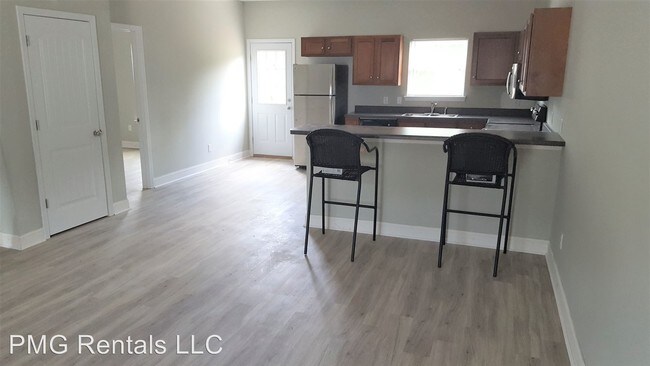 Foto del edificio - 104 Bonielane Dr