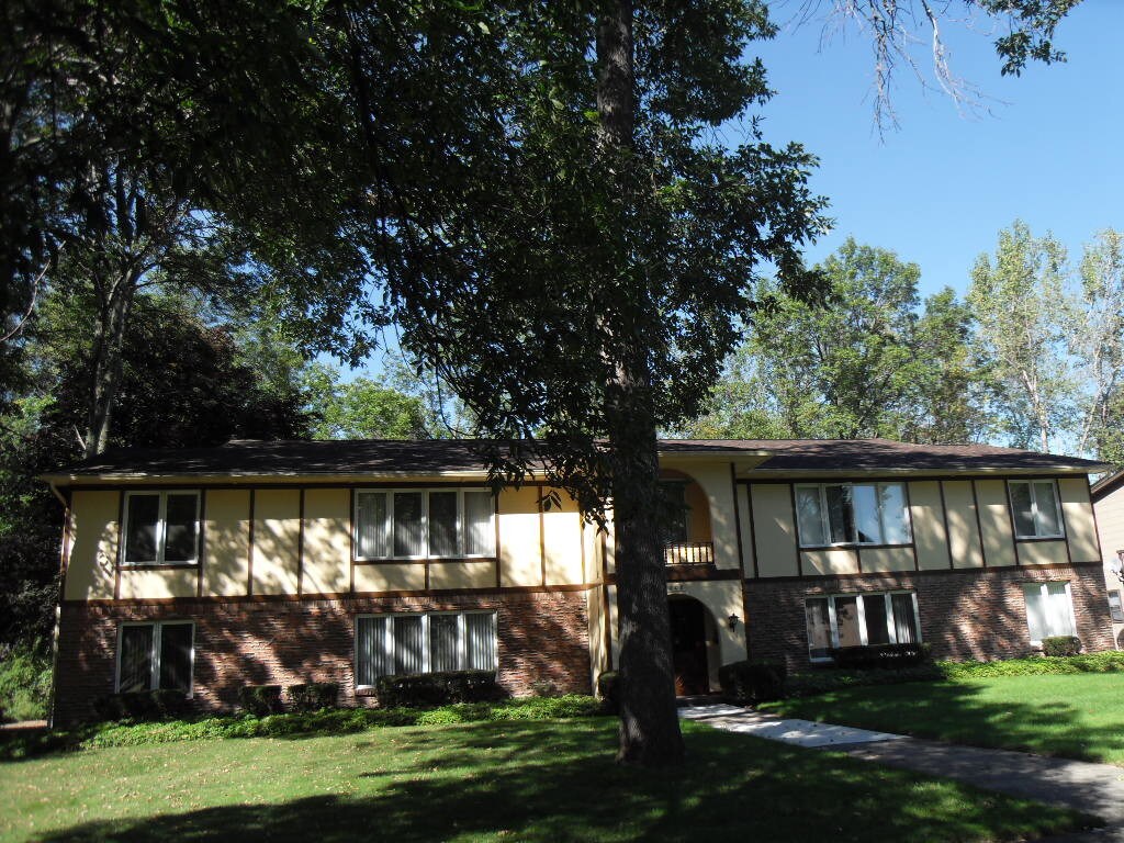 208 Denrose Dr, Buffalo, NY 14228 Apartments in Buffalo, NY