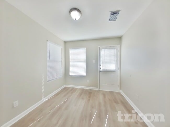 Building Photo - 614 Harpswell Ln