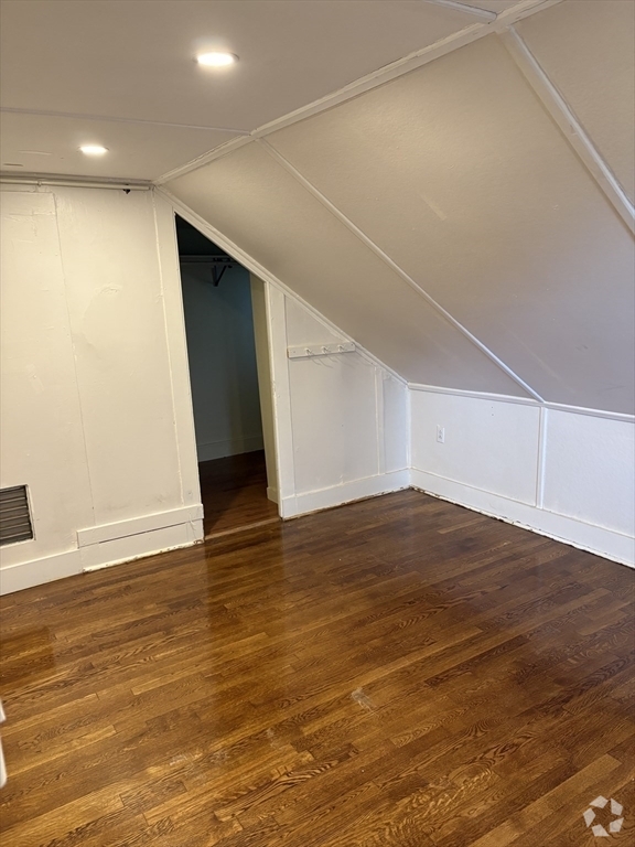 Building Photo - 25 Bayard St