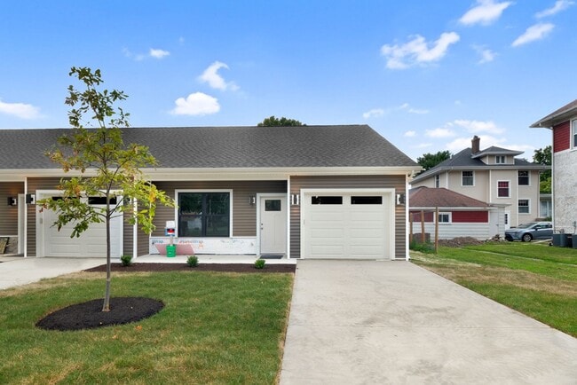 Building Photo - New Construction Townhomes in Tuscola, 2 B...