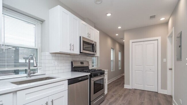 Foto del edificio - 1310 N Bosworth Ave