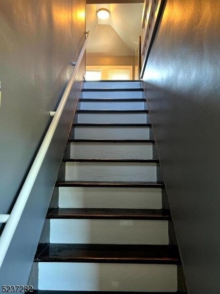 Foto del edificio - 386 Orange Rd