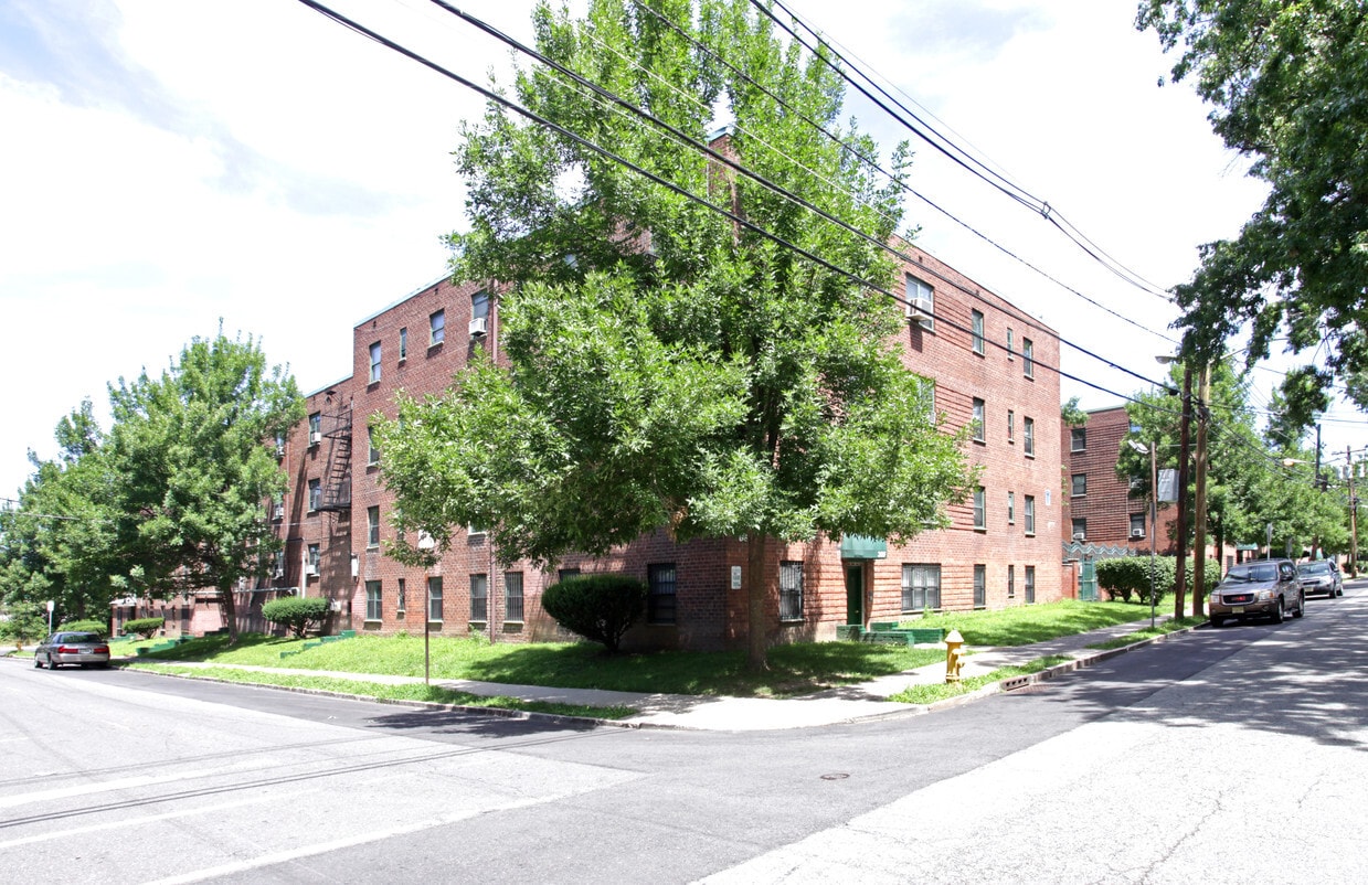 343-381 Schley St - 343 Schley St