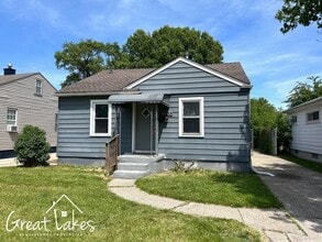 Building Photo - 24600 Wilmot Ave