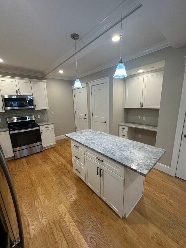 Foto del edificio - 127 Marblehead St