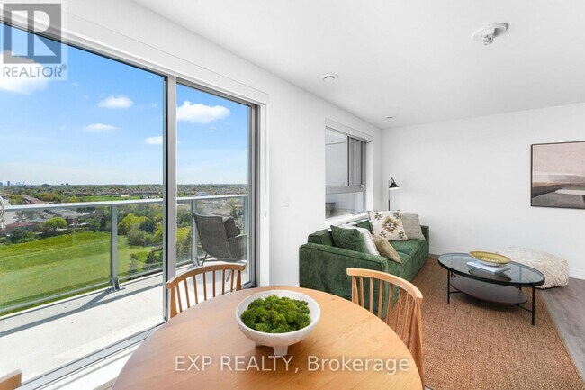 Building Photo - 100-100 Manett Crescent