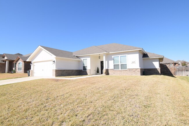 Building Photo - 6409 Alabaster Dr