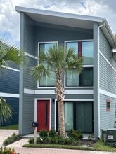 Building Photo - 5768 75th Terrace
