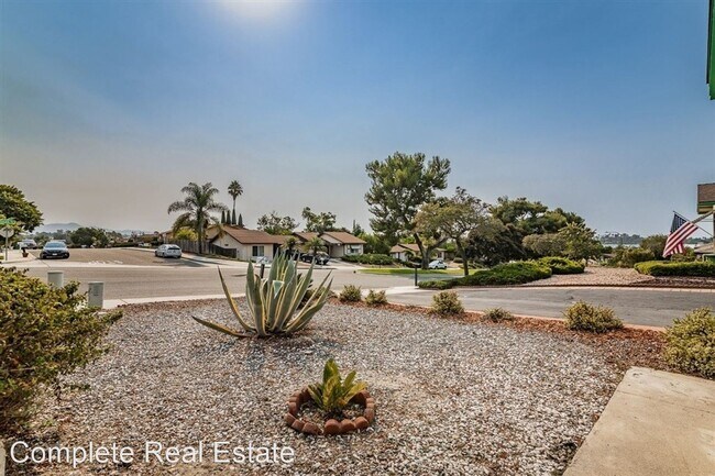 Building Photo - 2 br, 1 bath House - 1651 Peacock Boulevard