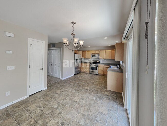 Foto del edificio - 11549 Black Maple Ln