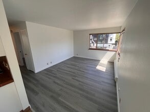 Building Photo - 6527 24th Ave NW