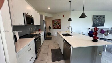 Building Photo - 8001 NW 41st St