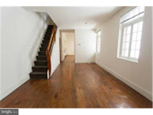 Building Photo - 717 Spruce St