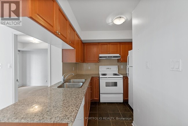 Building Photo - 228 Queens Quay W