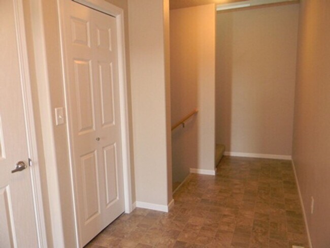 Building Photo - Westport Beach 3 Bedroom/3 Bath Townhome