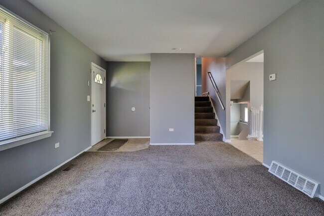 Foto del edificio - 906 Blackhawk Dr