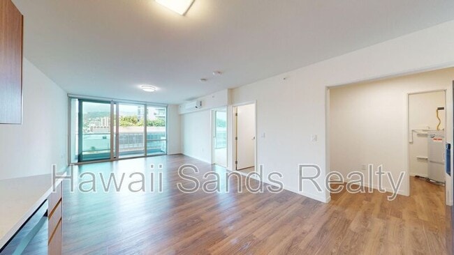 Building Photo - 1391 Kapiolani Blvd