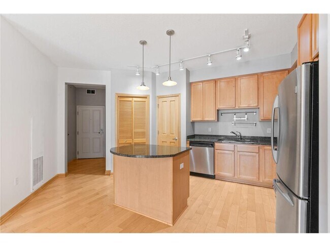 Foto del edificio - 500 500 E Grant St