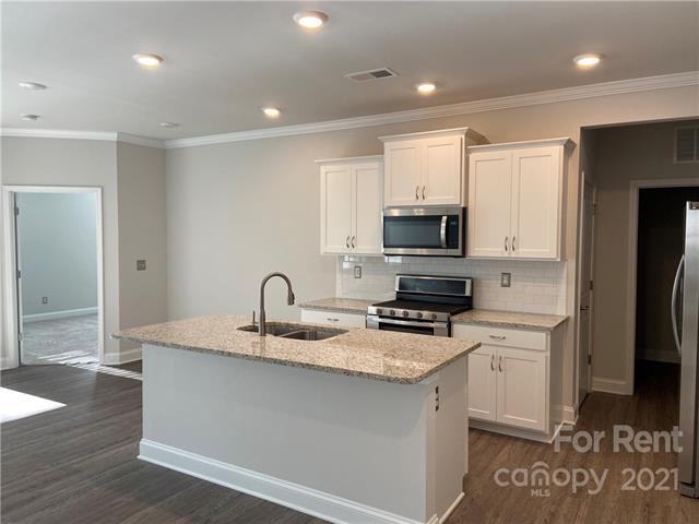 Foto del edificio - 4608 Grove Manor Dr
