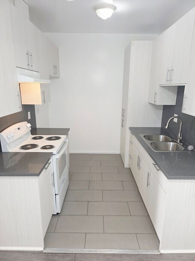 Foto del edificio - 124 N Brighton St