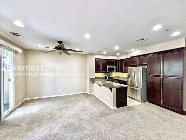 Foto del edificio - 44064 Calle Luz