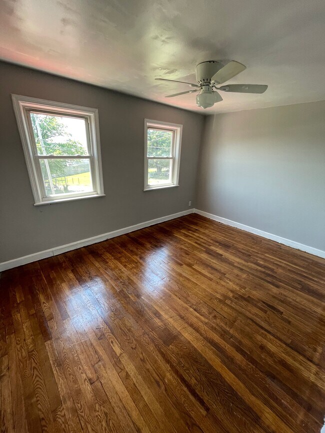 Foto del edificio - 6305 Brown Ave