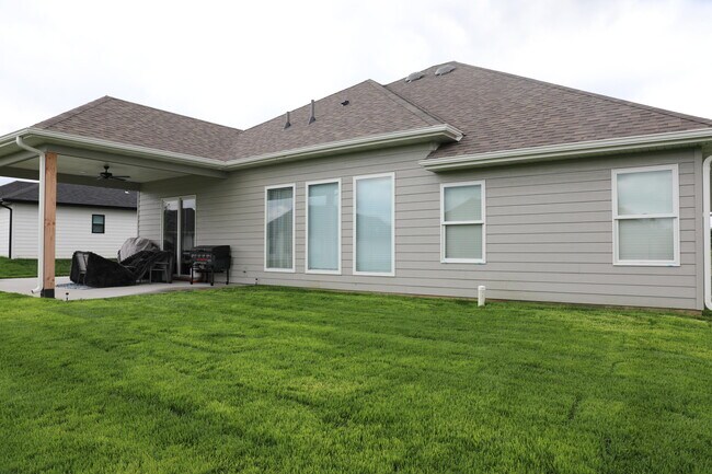 Building Photo - 4609 Chambers Bay Dr